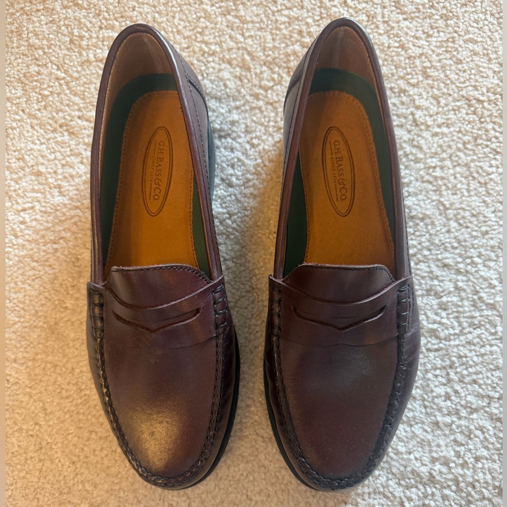 G.H.bass & CO loafer